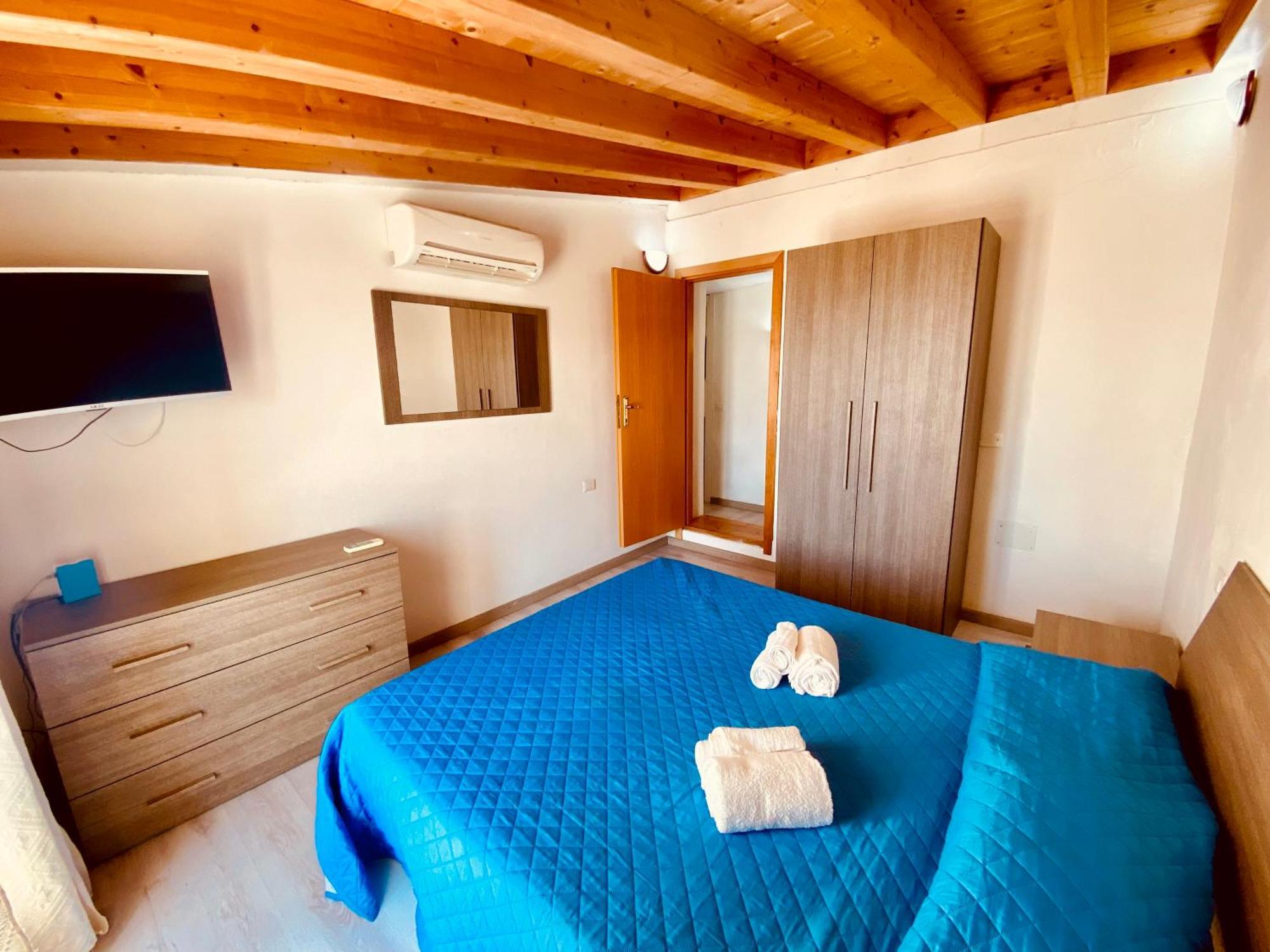 A.I.R. Villa Marinedda Isola Rossa Esterno foto