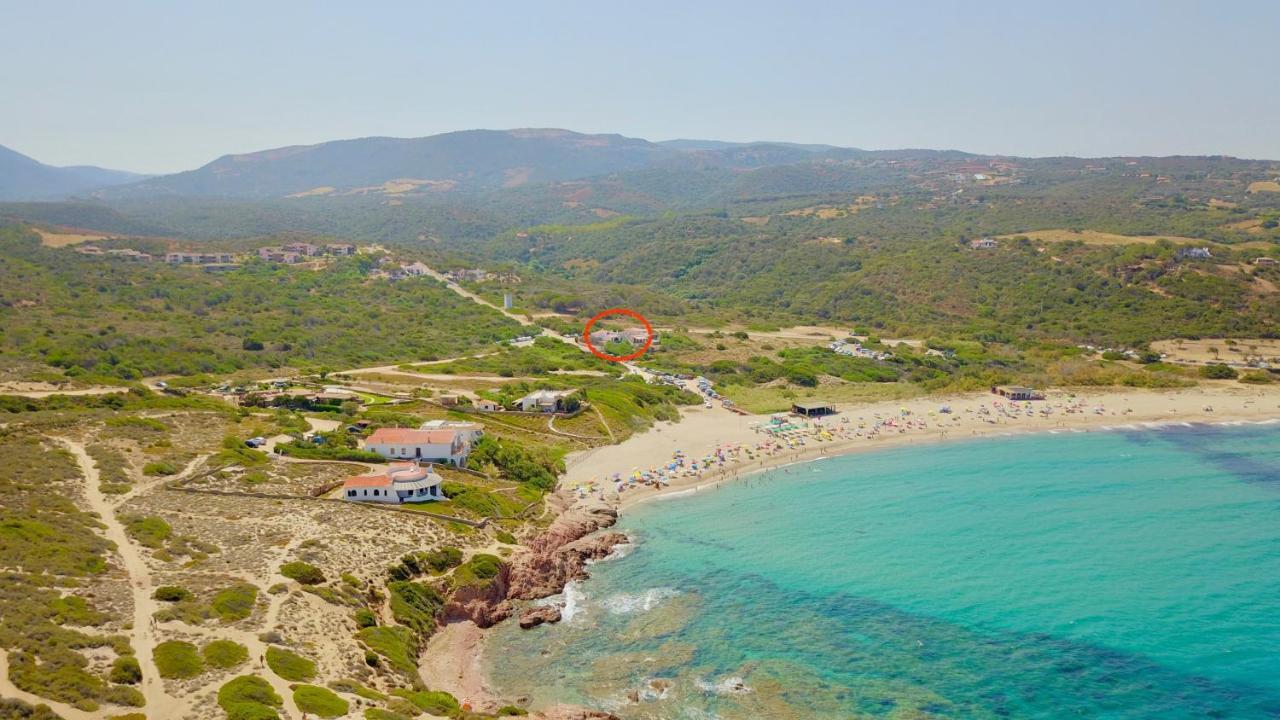 A.I.R. Villa Marinedda Isola Rossa Esterno foto